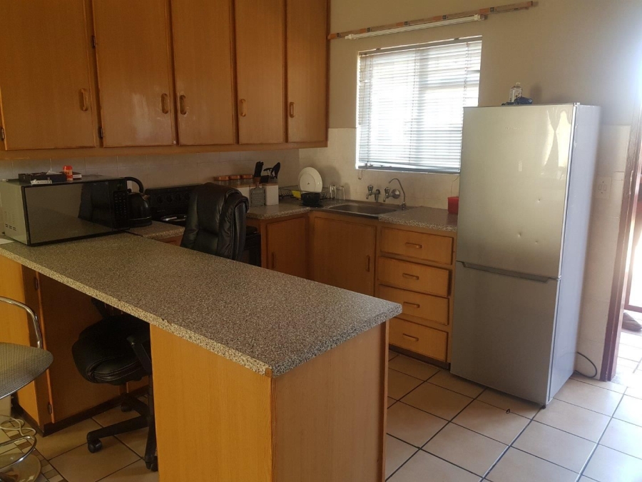 2 Bedroom Property for Sale in Kannoniers Park North West